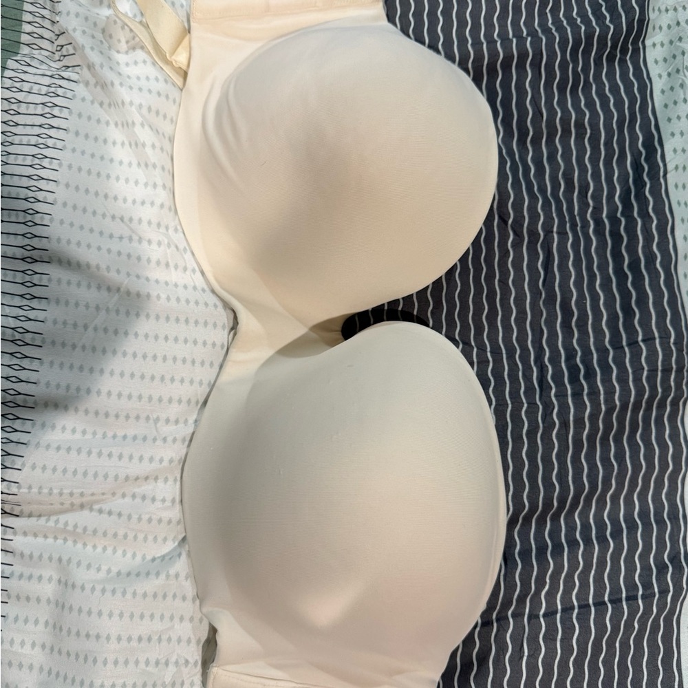 Ambrielle Nude Strapless Seamless T-Shirt Bra